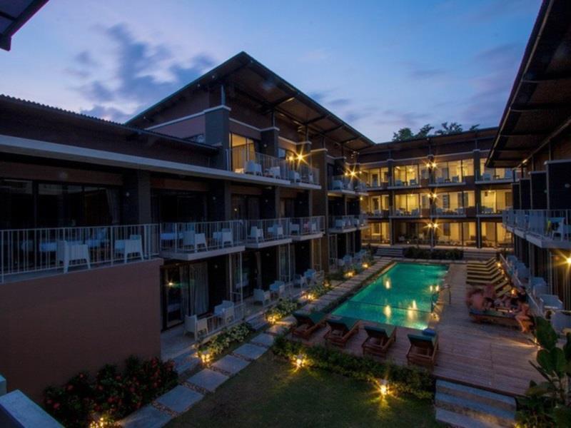 La Lune Resort