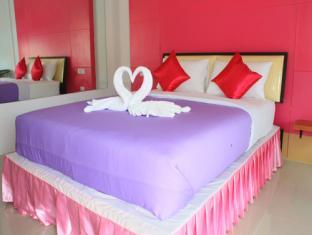 At Hotel Lamai Beach (Koh Samui)