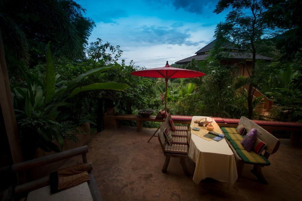 Monmaen & Resort