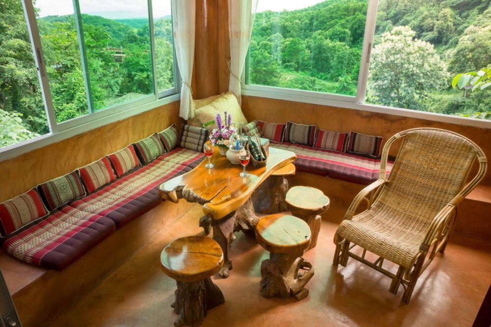 Monmaen & 3* Chiang Rai