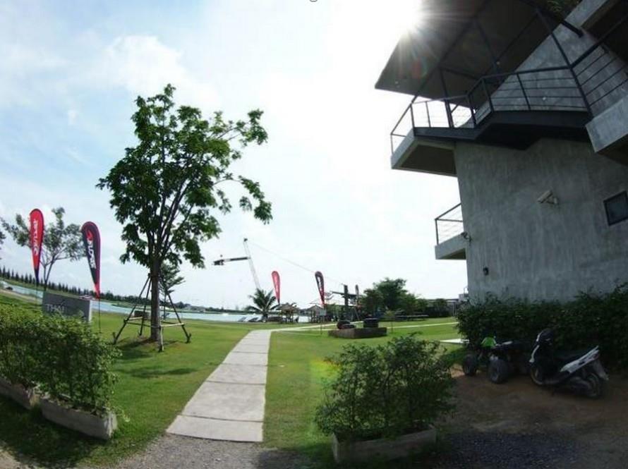 Ride 'n Lazy At Thai Wake Park Hotel