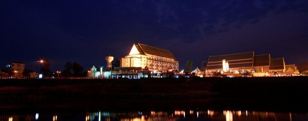 Wangchan Riverview Hotel
