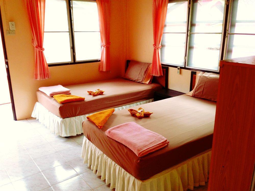 Chokdee Resort 2*