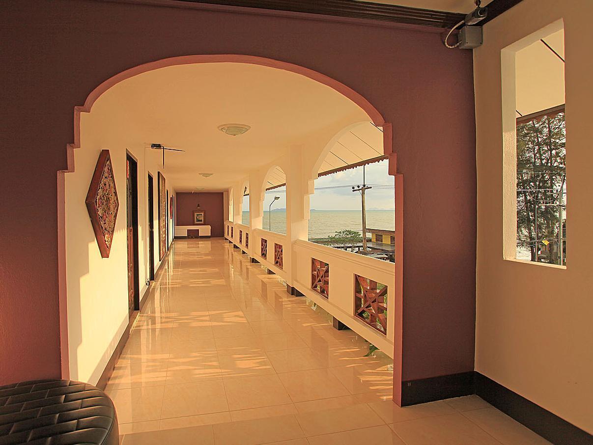 Ladawan Boutique Hotel Bang Saphan