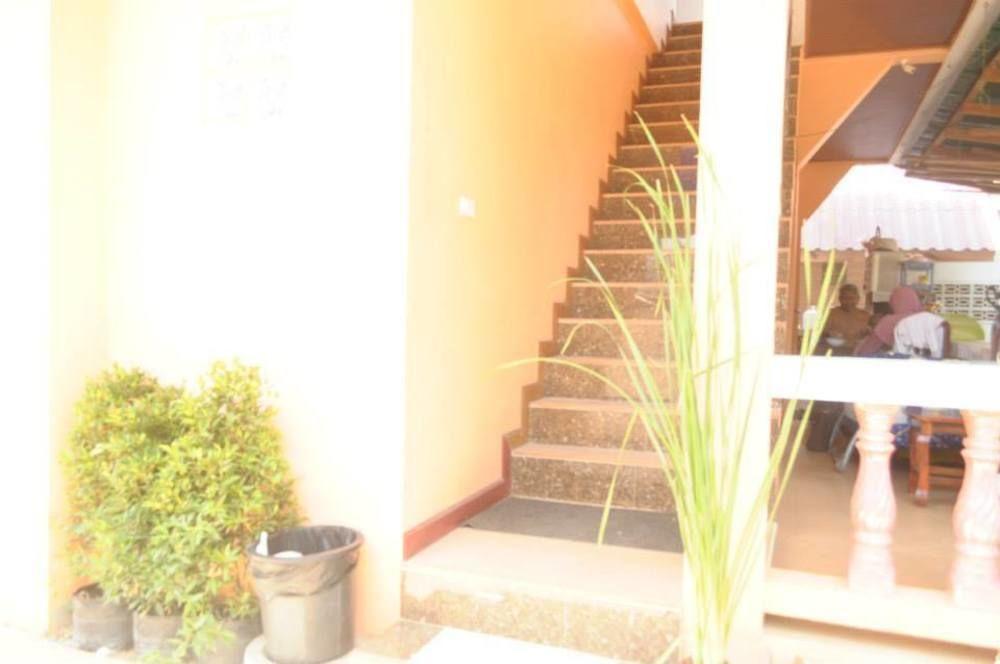 Lanta Grand House 3*