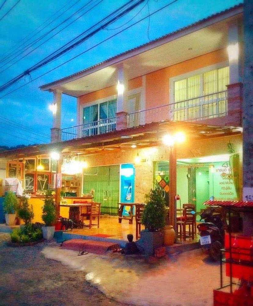 Lanta Grand House Guest house