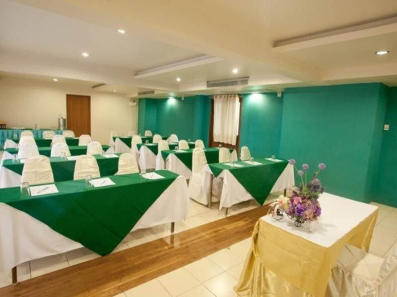 Tanaosri Resort Pran Buri