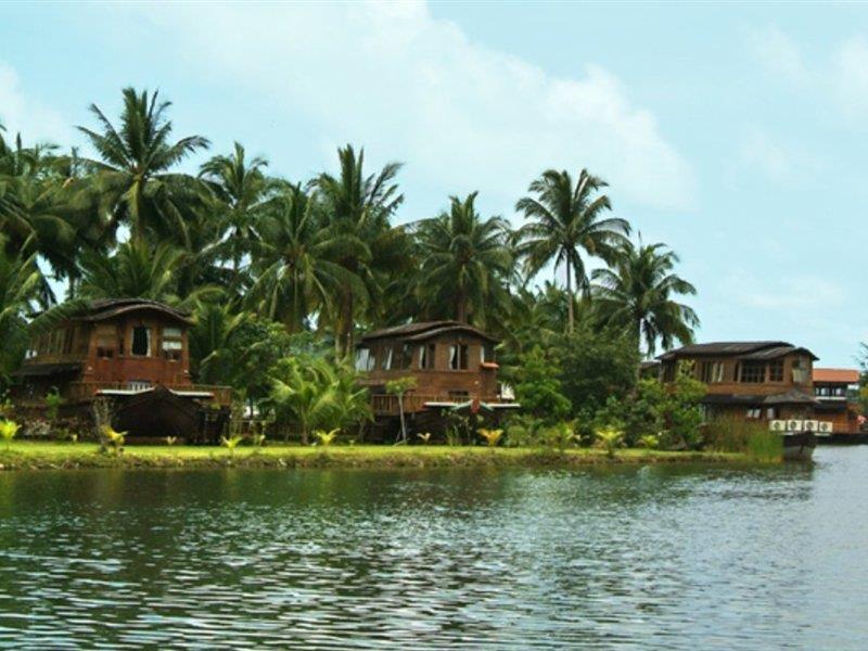 Aunchaleena Front Resort, Koh Chang 3* Bang Bao Beach