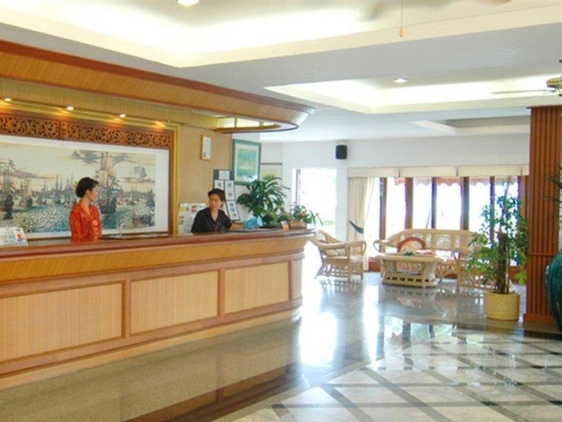 Aunchaleena Front Resort, Koh Chang Hotel Bang Bao Beach