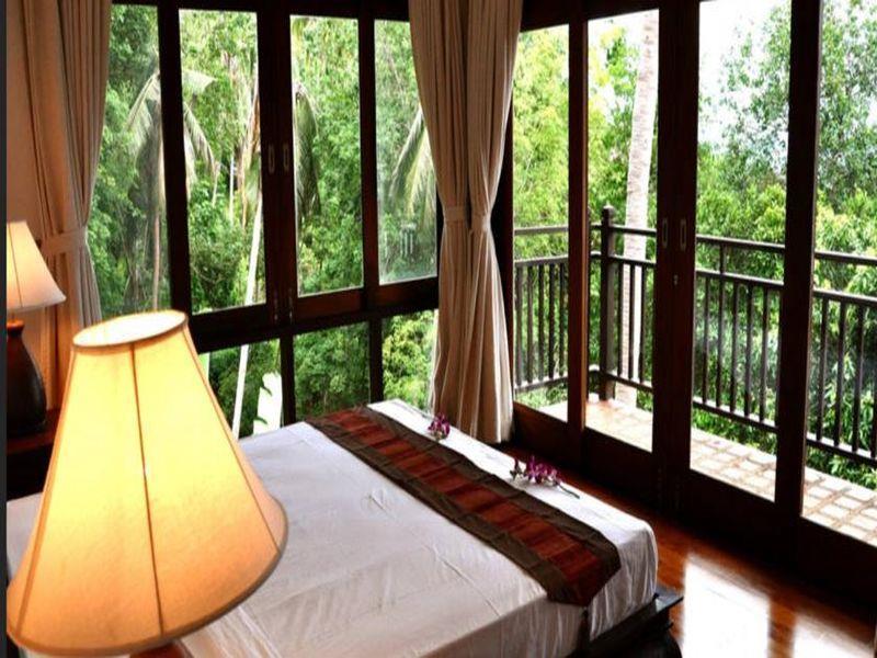 Cambria Villa *