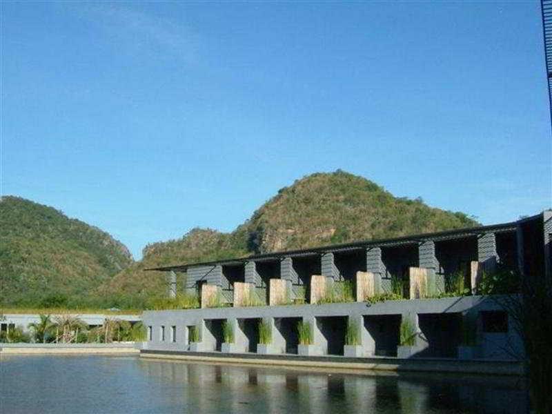 Hotel Avatarn Miracles Hotel, Uthai Thani