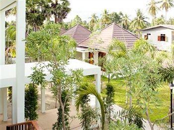 Nantra De Deluxe Resort 4*