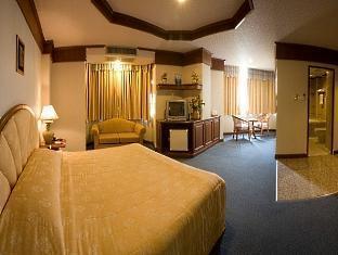 Hermitage Korat-sha Hotel