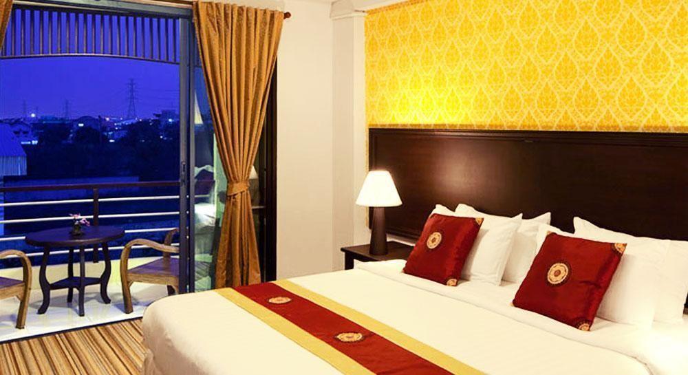 Siam Place Airport Hotel