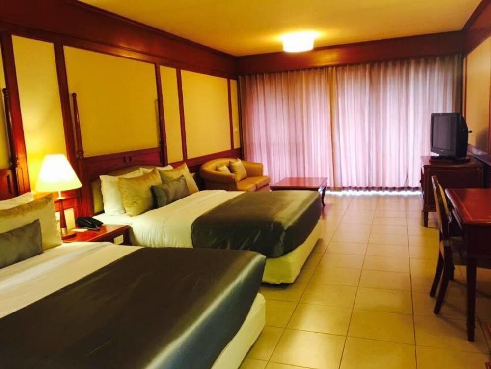 Rim Tara Boutique 3*