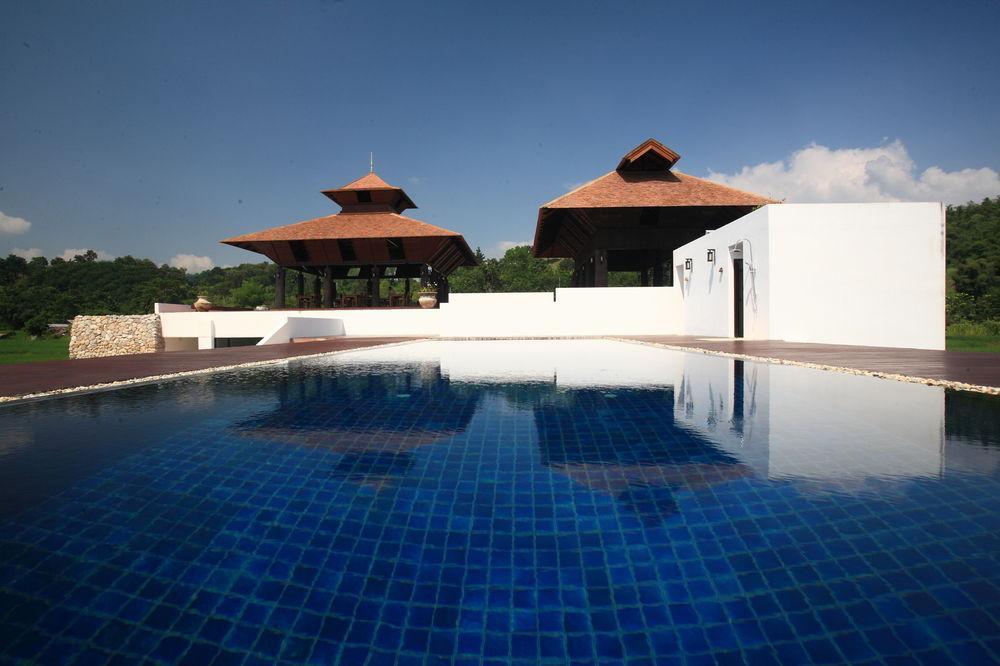 Manee Dheva & Resort Fang