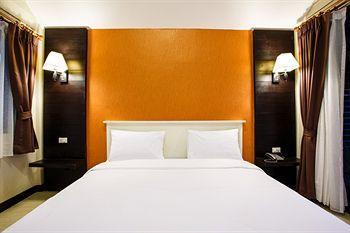 Orange Tree House 2*