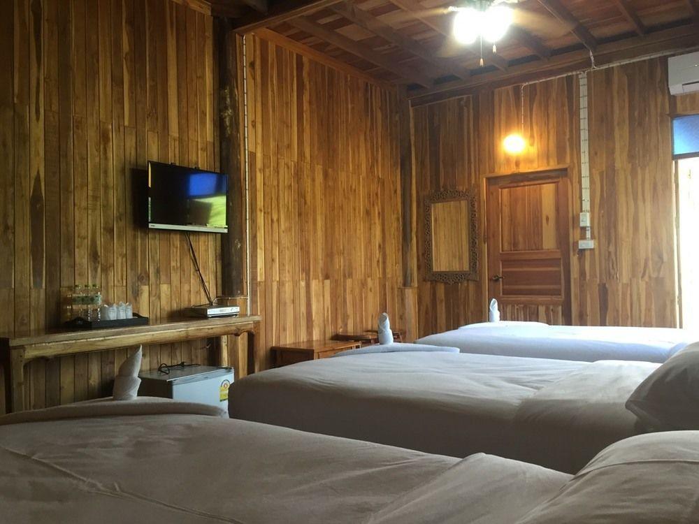 Tamarind Hotel 2*