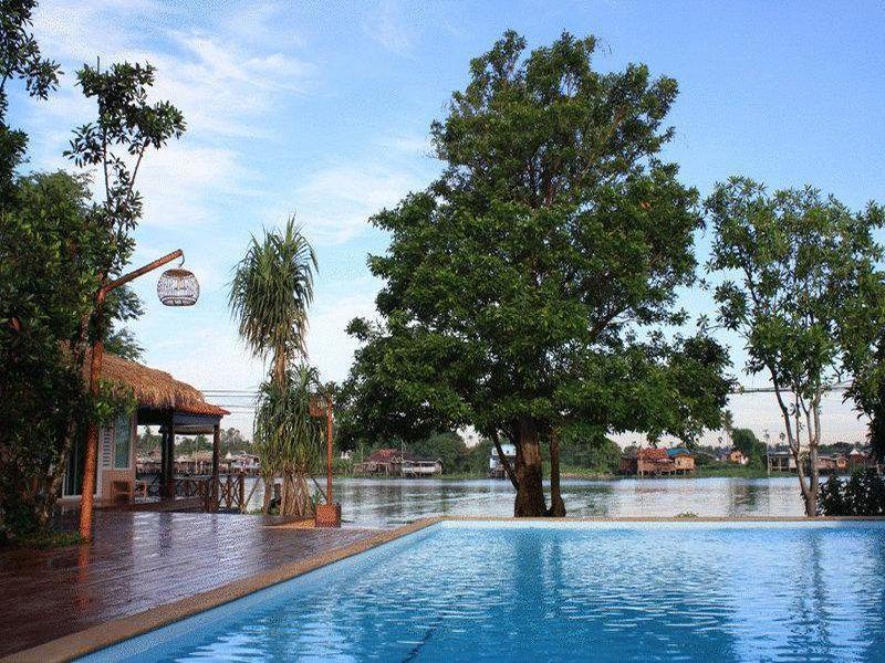 Ingnatee Holiday park Pathum Thani