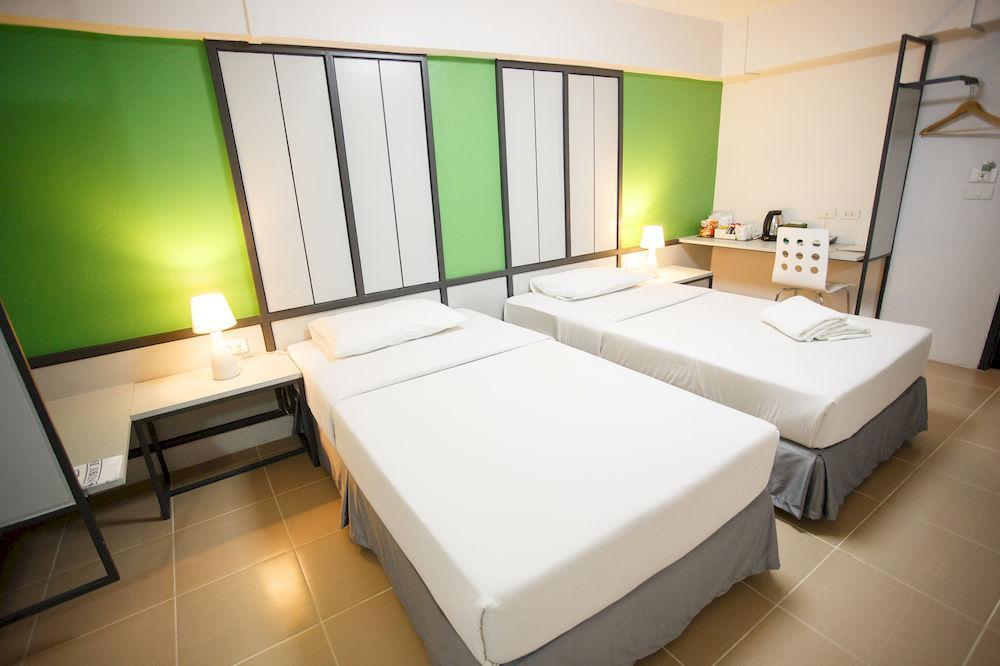 Regent Ngamwongwan Hotel