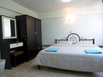 The Beach Cha Am Guest house Cha-Am