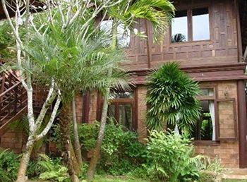 Petchvarin And 3* Kaeng Krachan