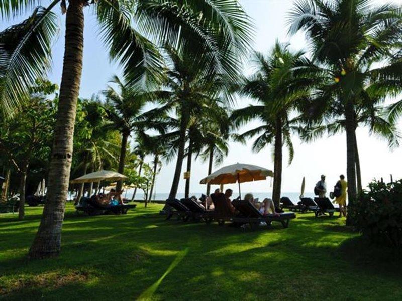 Resort Grand Pacific Sovereign &