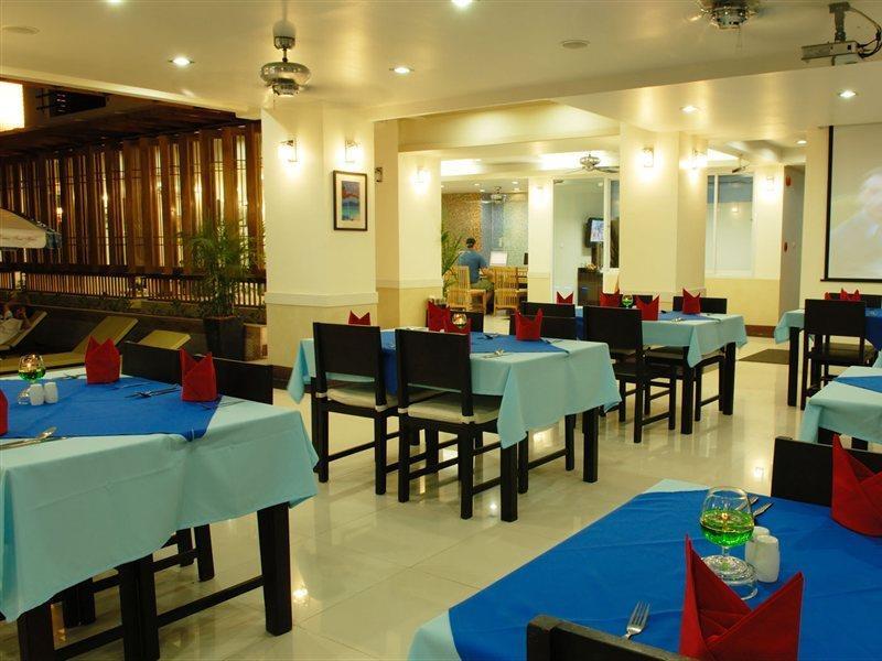 Hotel First