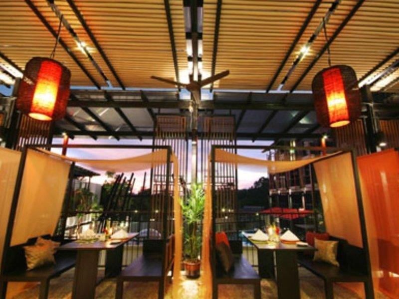 Red Ginger Chic - Sha Extra