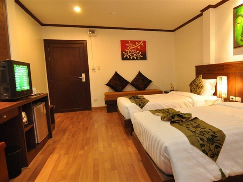 Hotel Hemingway's