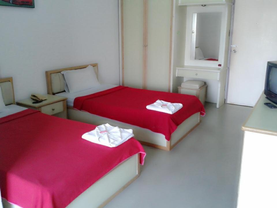M In Korat Service Inn