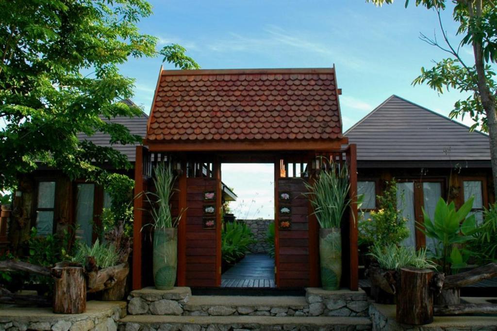Prachuap Garden View Villa
