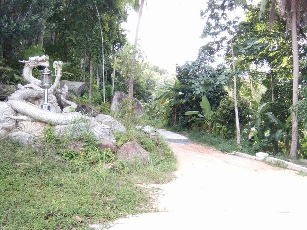 Thansadet Farm Than Sadet Beach