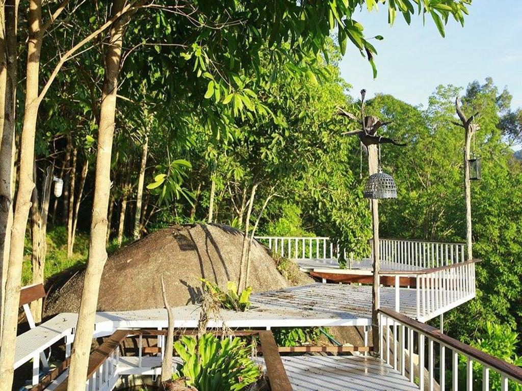 Thansadet Farm Than Sadet Beach
