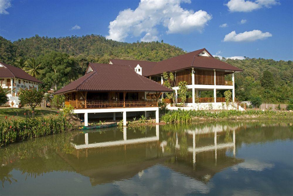 Maekok River Village Mae Ai