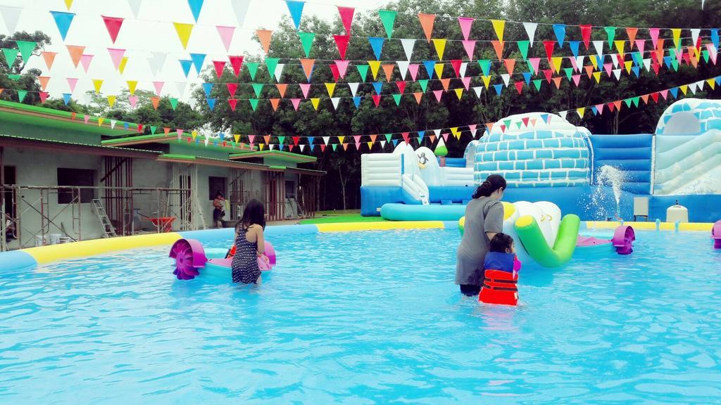 Resort Tontarn And Khanom