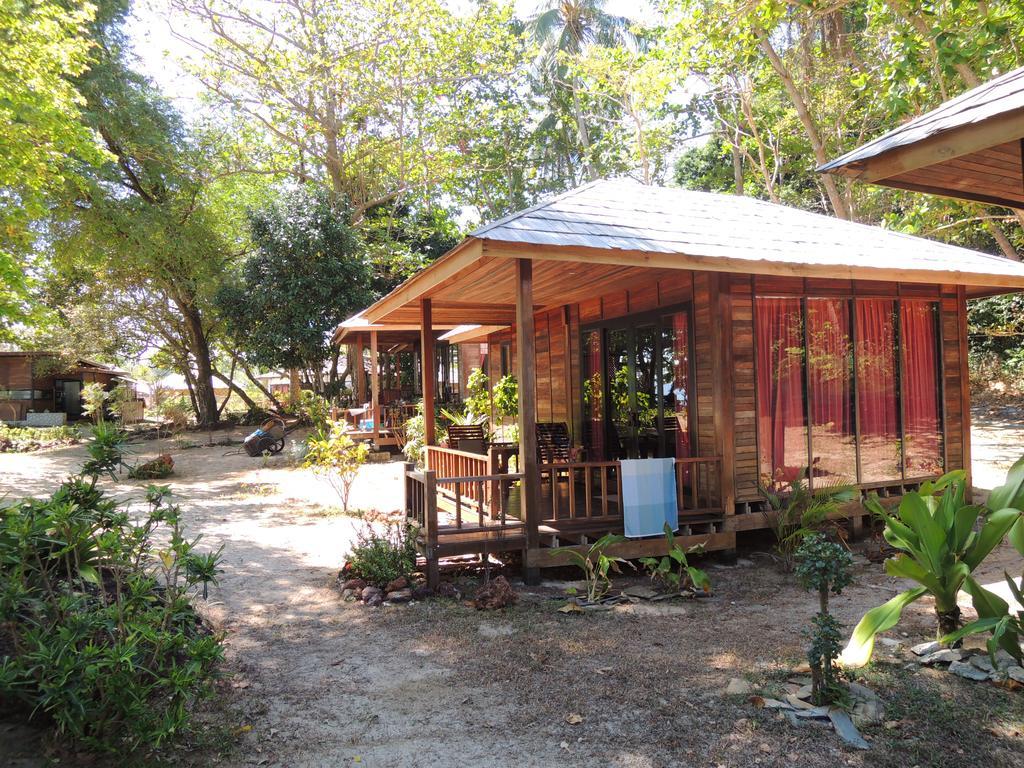 Resort Coral Garden Koh Kradan