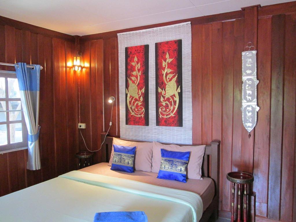 Happiness Sukhothai