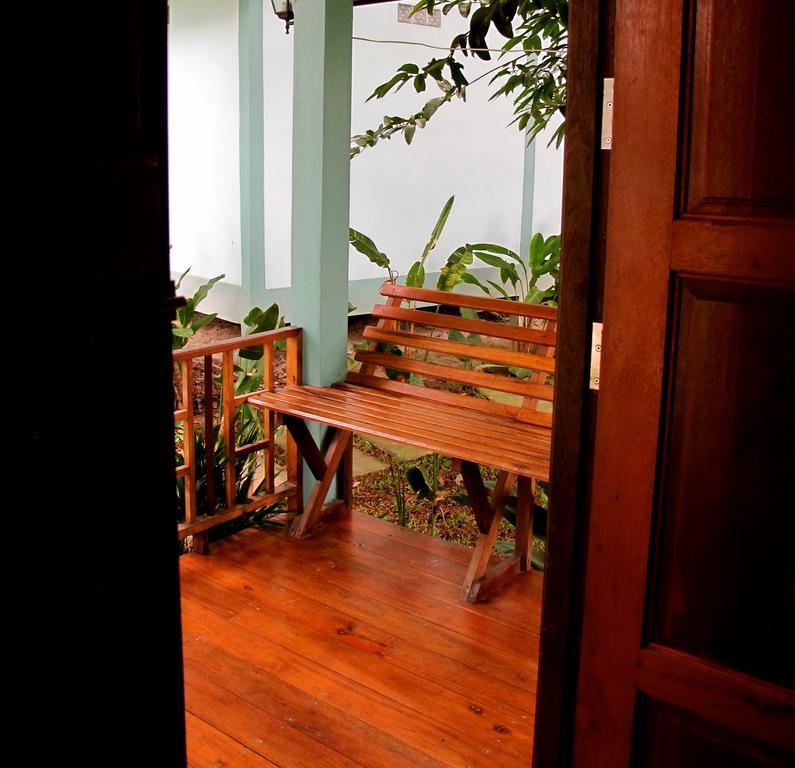 Guest house Chawlay 2*