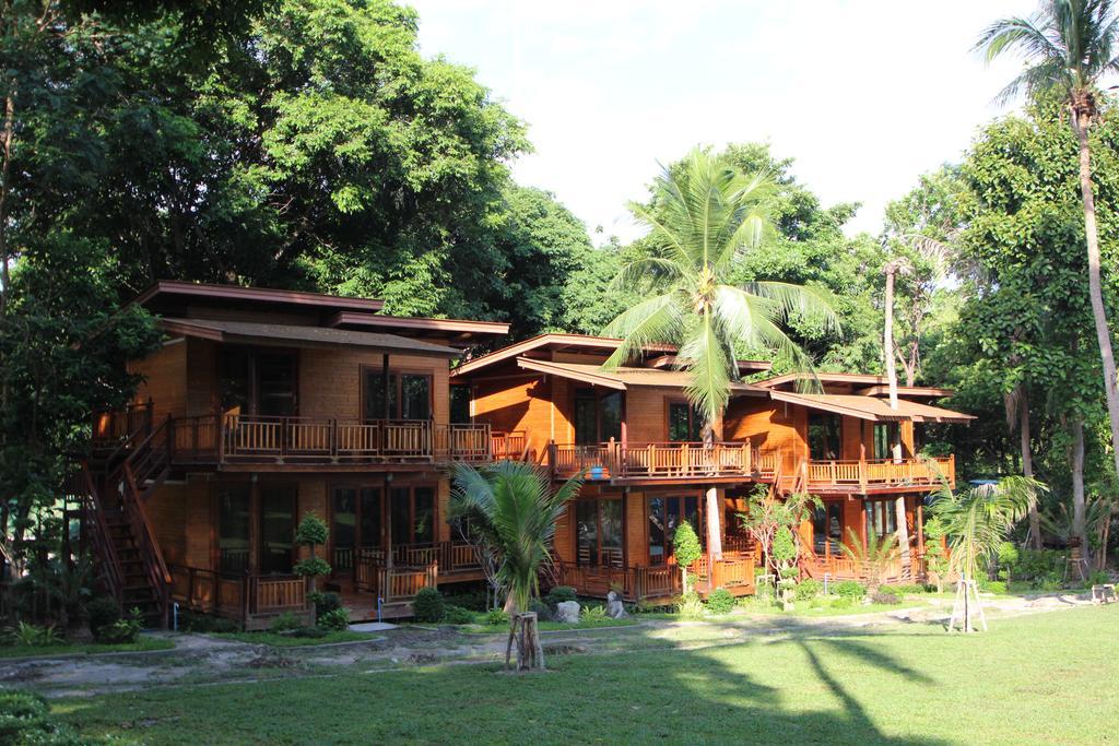 Guest house Longbay