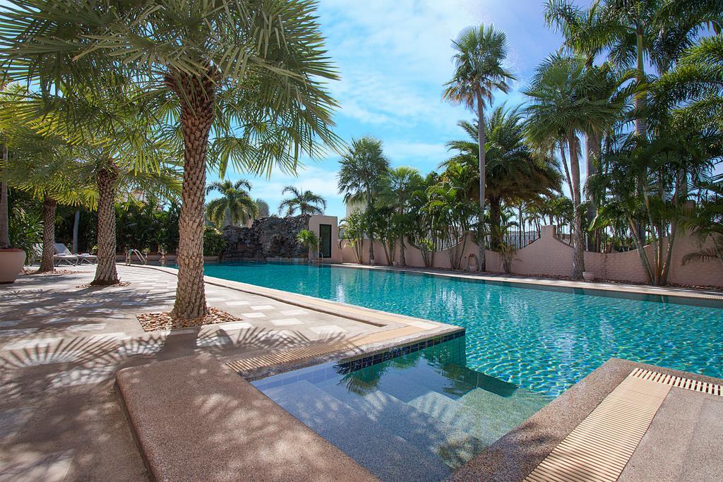 Villa Camelot *