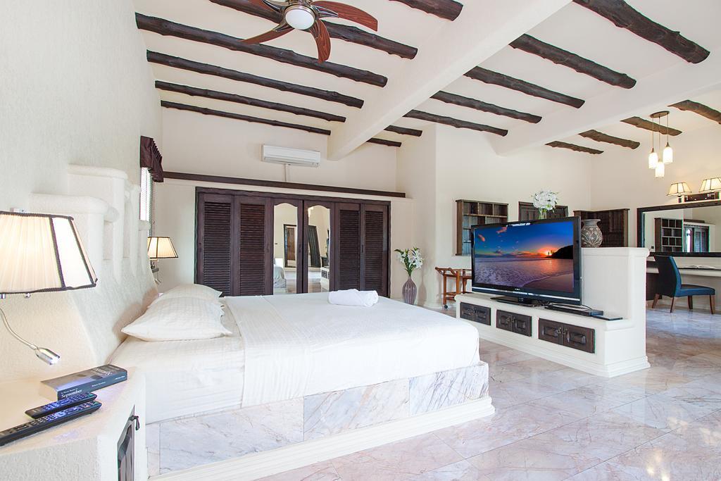 Villa Camelot