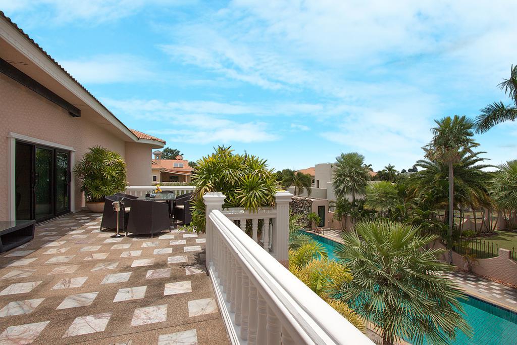 Villa Camelot