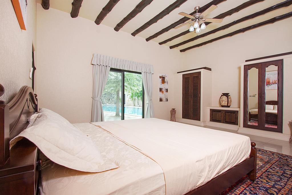 Villa Camelot *