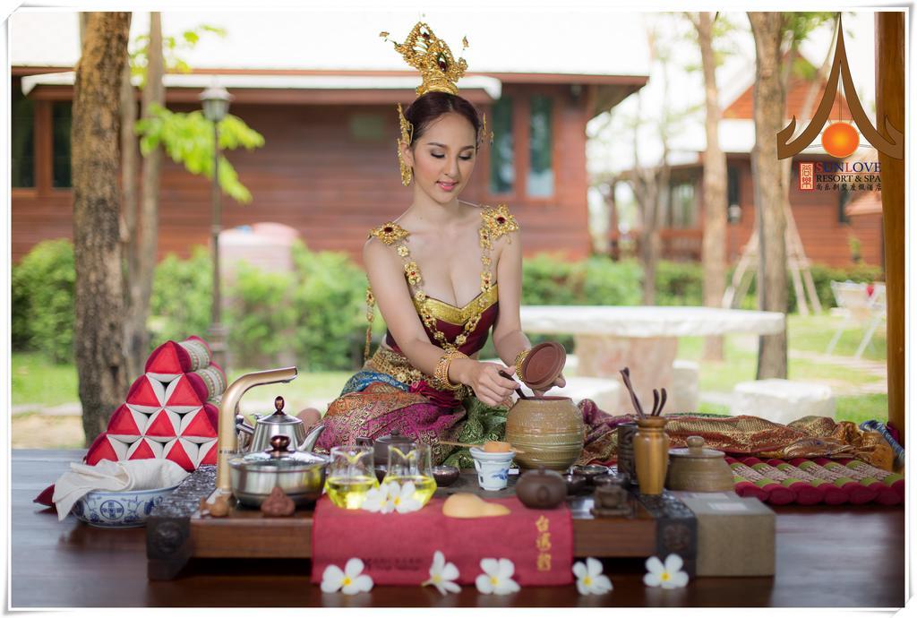 Sunlove Resort And Spa - Grand View Nakhon Pathom