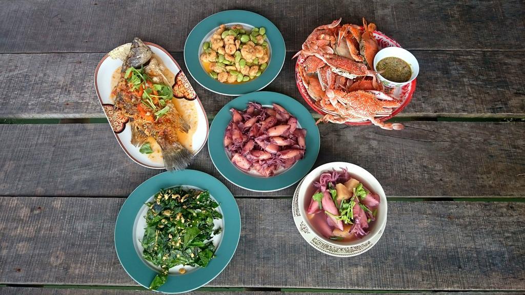 Tongtomyai Paktako