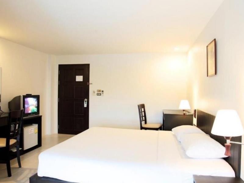 Hotel G House 3*