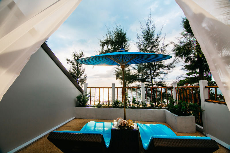 Resort Natai Beach Resort