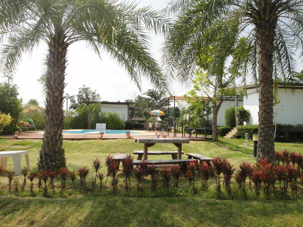 Baan Suan Thanwalai Khon Kaen Resort 4*