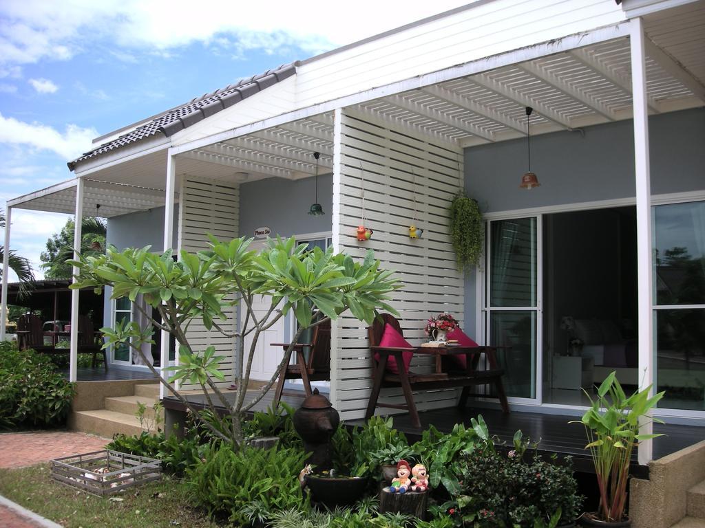 Holiday park Baan Rim Klong 2*